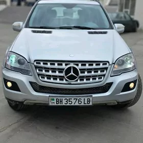 Mercedes-Benz ML350 2010