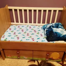 Детская кровать.