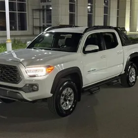 Toyota Tacoma 2023