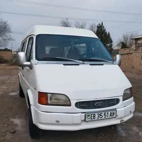 Ford Transit Connect 2009