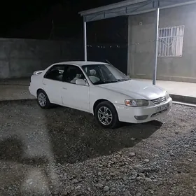 Toyota Corolla 1999