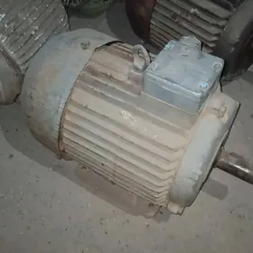 dwigatel двигатель