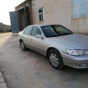 Toyota Camry 2001