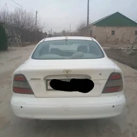 Daewoo Leganza 1998