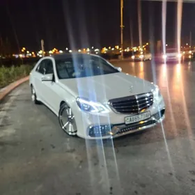 Mercedes-Benz E350 2011