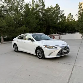 Lexus ES 350 2020