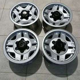 R 15 Runner kampileki