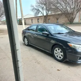 Toyota Camry 2010