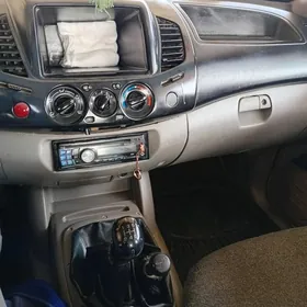 Mitsubishi L200 2007