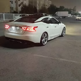 Nissan Maxima 2018