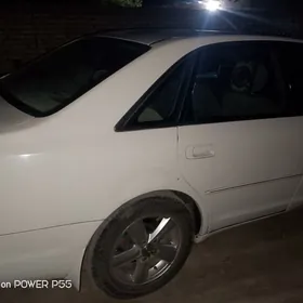 Toyota Avalon 2001