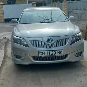 Toyota Camry 2011