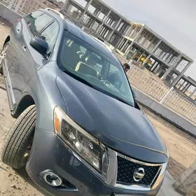Nissan Pathfinder 2013