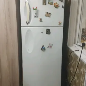 холодильник LG