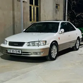 Toyota Camry 1999
