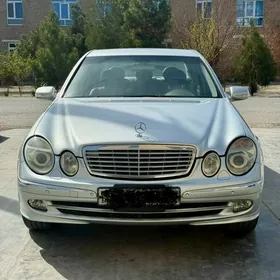 Mercedes-Benz E320 2003