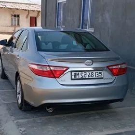 Toyota Camry 2015