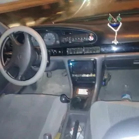 Nissan Bluebird 1996