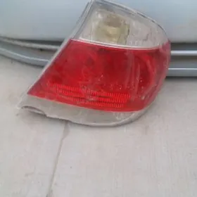 Zadniy far Duty Camry