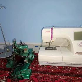 JANOME 350E AWERLOK