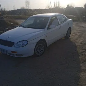 Daewoo Leganza 1998