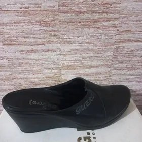 Шлепки женские