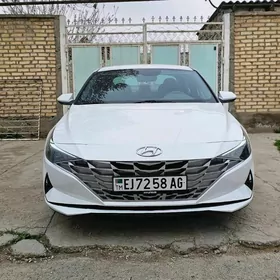 Hyundai Elantra 2021