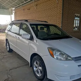 Toyota Sienna 2005