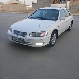 Toyota Camry 2000