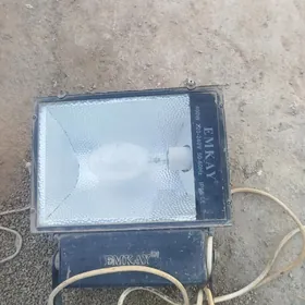 прожектор prožektor