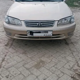 Toyota Camry 1998