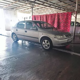 Opel Astra 2002