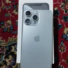 iphone Xr 15 pro owrlen