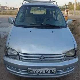 Toyota Town Ace 1997