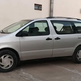 Toyota Sienna 2001