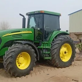 John Deere 2009