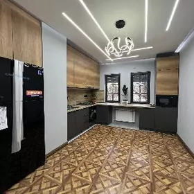 Mir 6 3 komnat Yewro Remontly