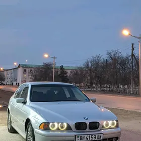 BMW E39 2000