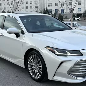 Toyota Avalon 2019