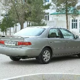 Toyota Camry 2000