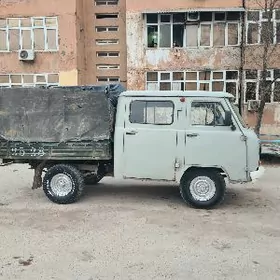 UAZ Profi 1998