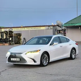Lexus ES 350 2019