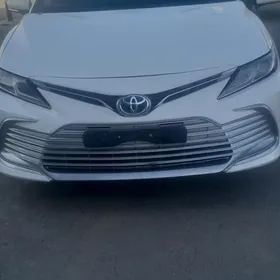 Toyota Camry 2022