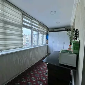 11mkr Bahar restorana golaý