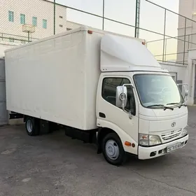 Toyota Dyna 2006