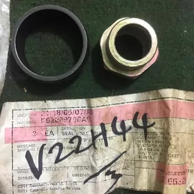 Распорная втулка редуктора