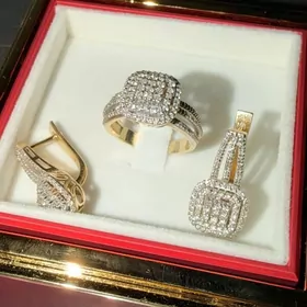 gyzyl yerewan komplekt золото