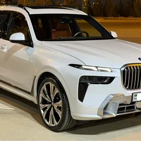 BMW X7 2025