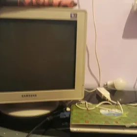 Монитор и нобук школьный