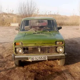 Lada Niva 1982